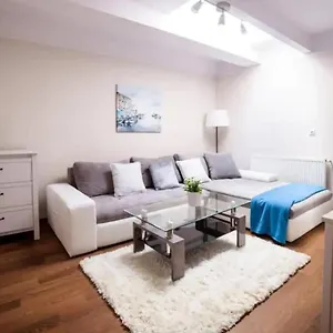 Urban Nest Szewska 21-19 Краков